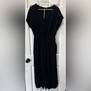 Black V-Neck Jumpsuit